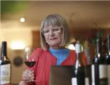 葡萄酒界“第一夫人”——杰西斯·罗宾逊